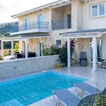 Zante Starlet - Chic Hideaway With Pool & Comfort Villa