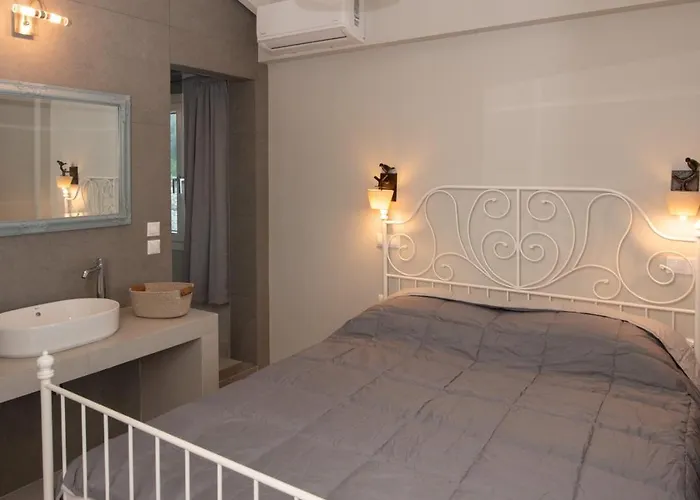 Zante Starlet - Chic Hideaway With Pool & Comfort