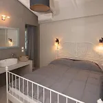 Zante Starlet - Chic Hideaway With Pool & Comfort