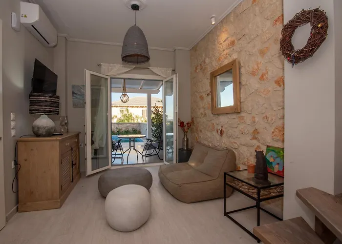 Zante Starlet - Chic Hideaway With Pool & Comfort Villa Lagopodhon